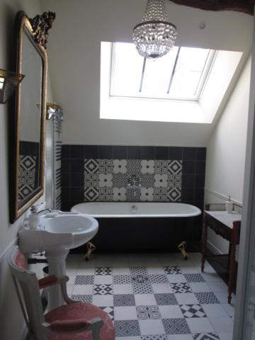 Bed and Breakfast Castel De La Comtesse à Blois Extérieur photo