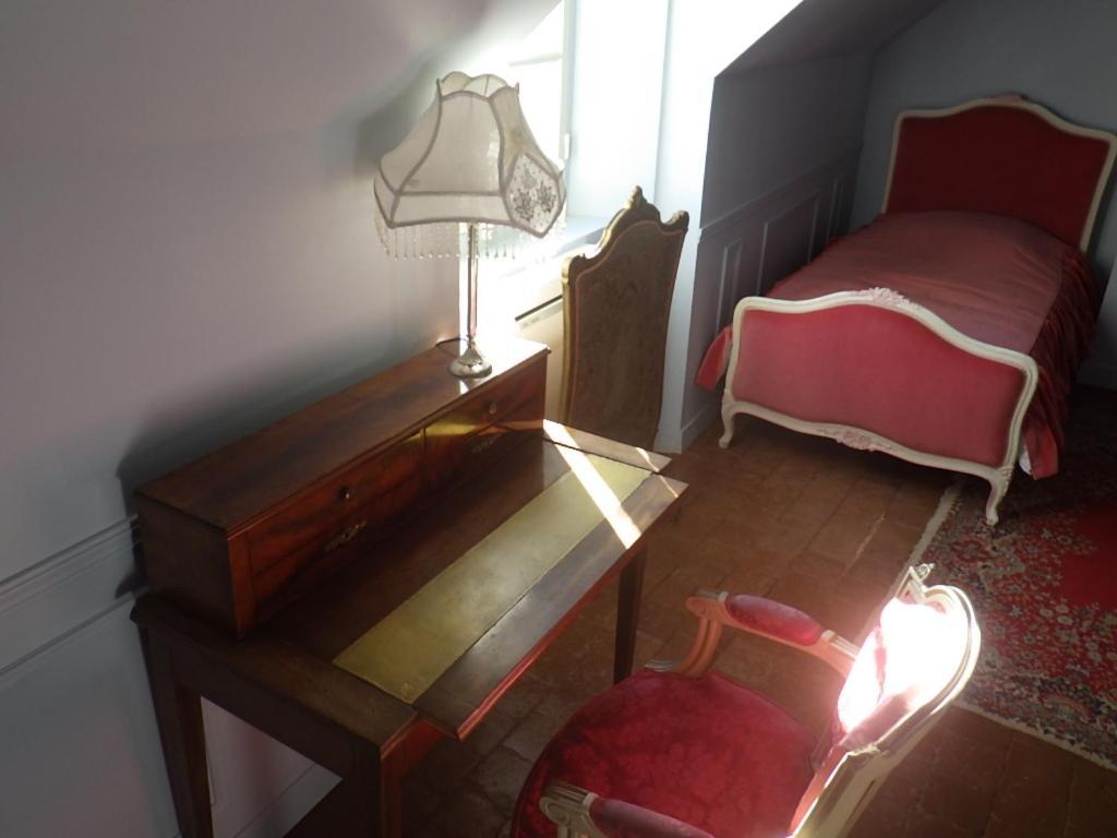 Bed and Breakfast Castel De La Comtesse à Blois Extérieur photo